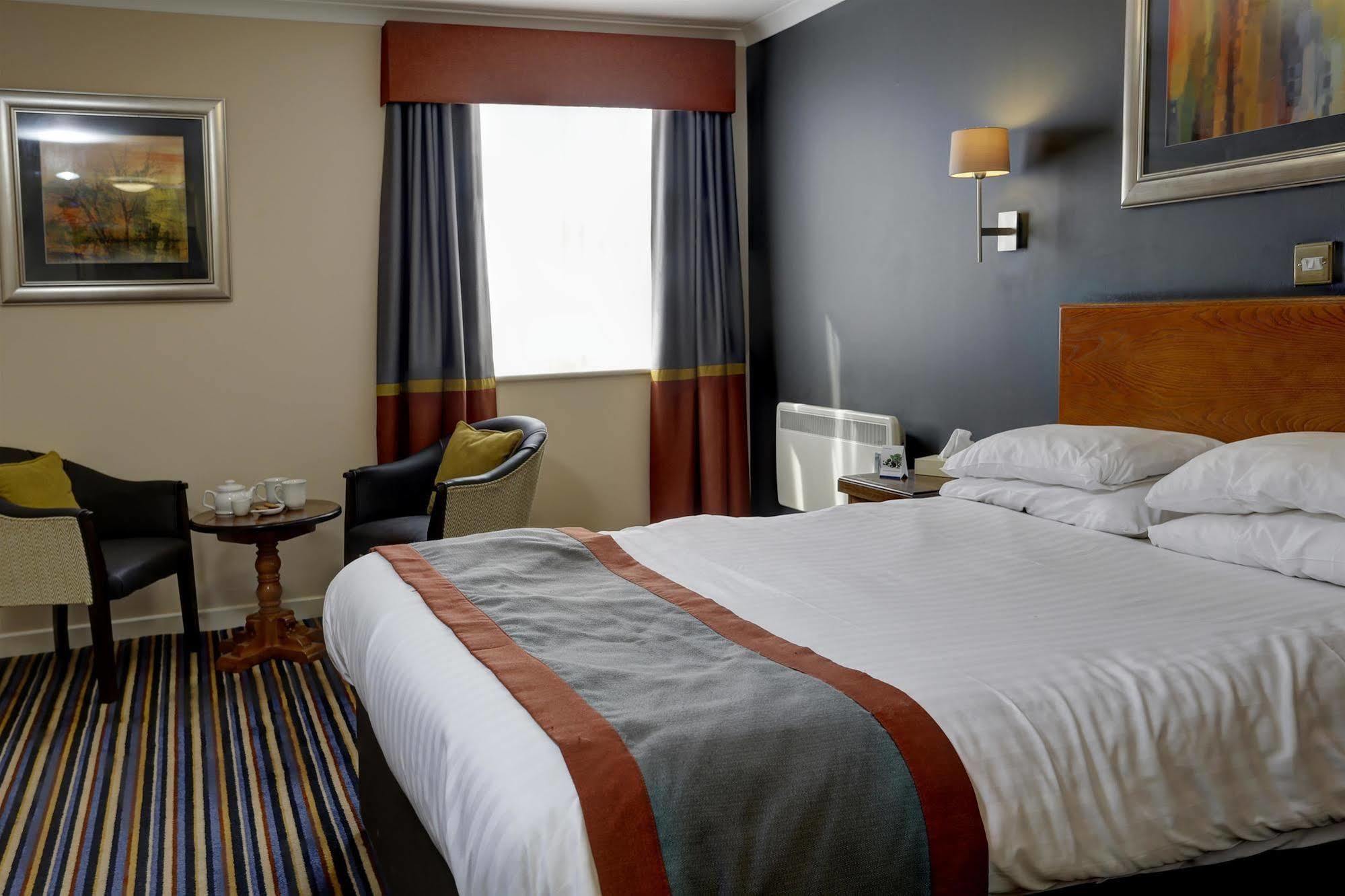 Weathervane Hotel By Greene King Inns Stoke-on-Trent Extérieur photo